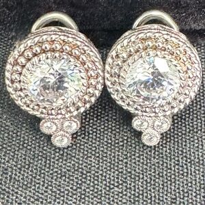 vintage stunning tear drop Judith Ripka .925 silver and cz earrings never worn